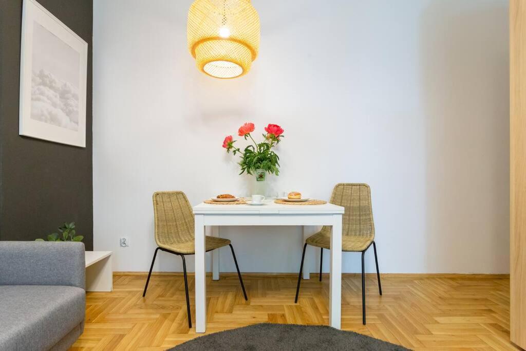 B Apartment